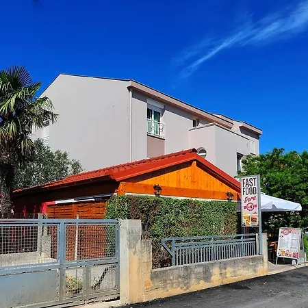Apartments Magdalena Bibinje