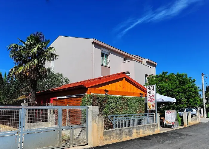 Apartments Magdalena Bibinje